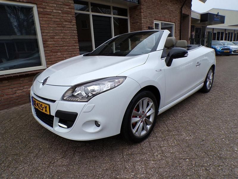 Occasion Renault Mégane Cabriolet Exception 2012 Wit (metallic) Cabriolet