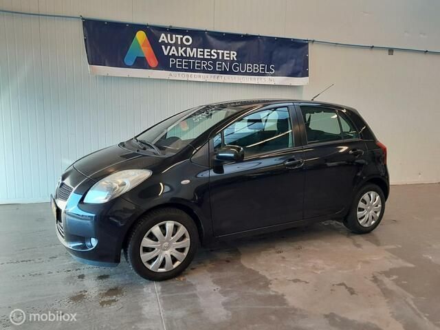 Zwart Gebruikt 2008 Toyota Yaris Sol Hatchback | € 4.450 (Eerlijke prijs) - Afbeelding 1/4