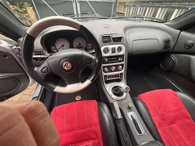 Occasion MG TF 136 PK (100 kW) 2004 Zilver Cabriolet