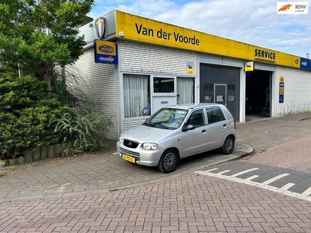 Grijs Gebruikt 2004 Suzuki Alto GLX Hatchback | € 1.250 (Eerlijke prijs) - Afbeelding 1/4