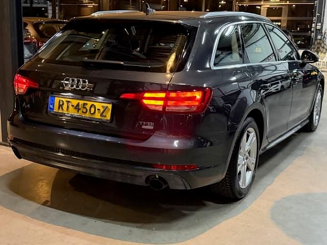 Occasion Audi A4 Sport 191 PK (140 kW) 2018 Grijs Stationwagen