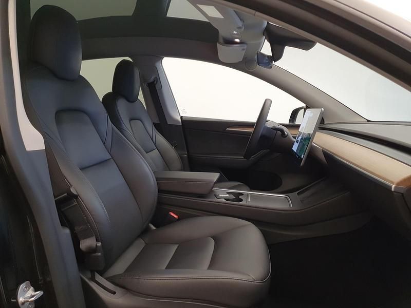 Occasion Tesla Model Y Long Range AWD 378 kW (514 PK) 2021 Zwart SUV