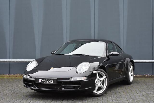 Zwart Gebruikt 2006 Porsche 911 Carrera Coupé | € 52.950 (Duur) - Afbeelding 1/4
