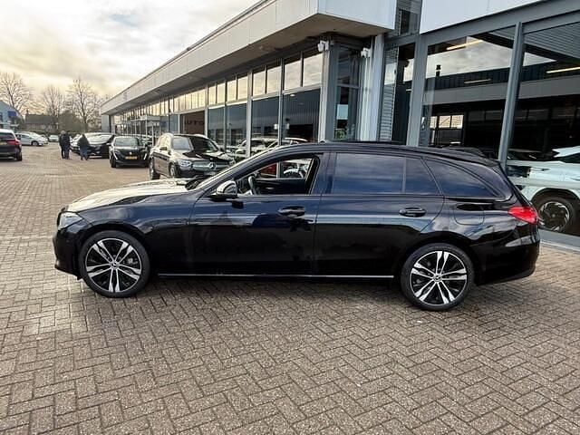Occasion Mercedes C300 Business 204 PK (150 kW) 2023 Zwart Stationwagen