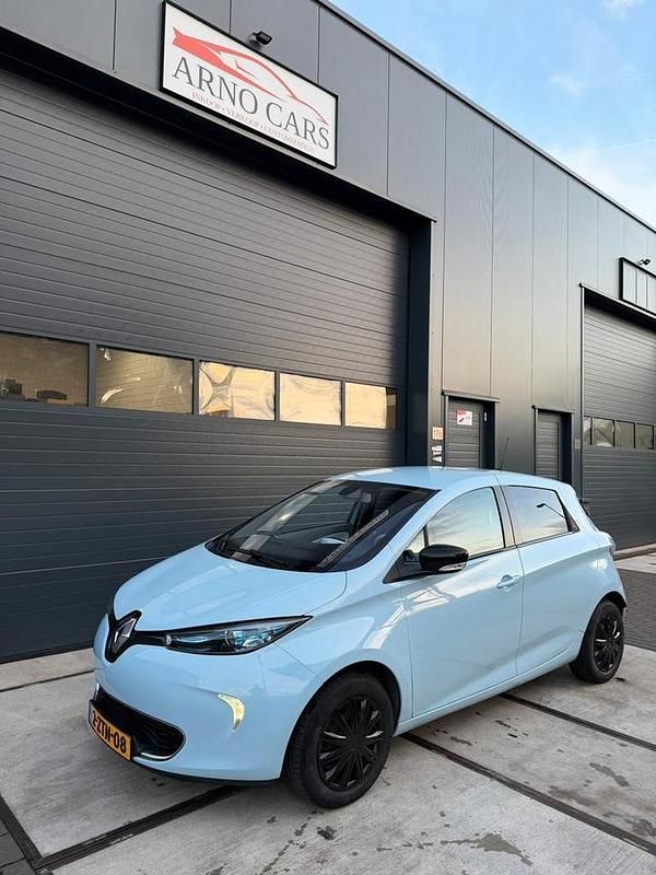 Occasion 2015 Renault Zoe Hatchback | € 5.850 (Eerlijke prijs) - Afbeelding 1/4