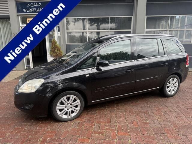 Zwart Gebruikt 2008 Opel Zafira Cosmo MPV | € 2.750 (Eerlijke prijs) - Afbeelding 1/4