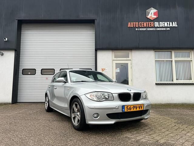 Occasion BMW 120 Executive 150 PK (110 kW) 2005 Grijs Hatchback