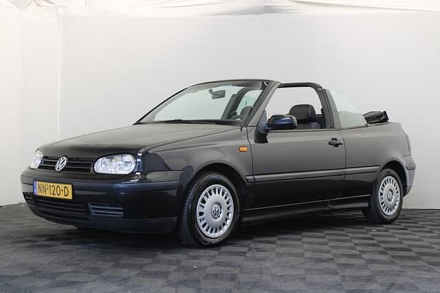 Zwart Gebruikt 1999 VW Golf IV Trendline Cabriolet | € 1.100 (Goede deal) - Afbeelding 1/4
