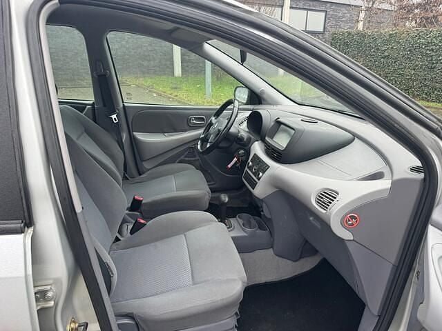 Occasion Nissan Almera Tino Tekna 116 PK (85 kW) 2005 Grijs (metallic) MPV