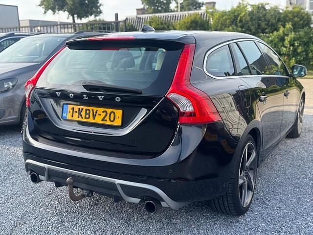 Occasion Volvo V60 R-Design 180 PK (132 kW) 2013 Zwart Stationwagen