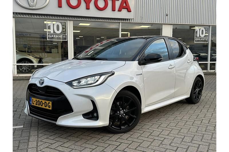 Wit Gebruikt 2020 Toyota Yaris Hybrid Edition Hatchback | € 22.799 (Duur) - Afbeelding 1/1