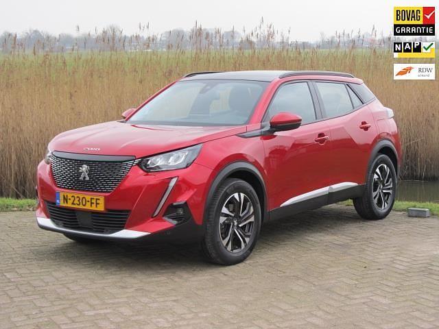Rood Occasion 2020 Peugeot 2008 Allure SUV | € 19.950 (Duur) - Afbeelding 1/4