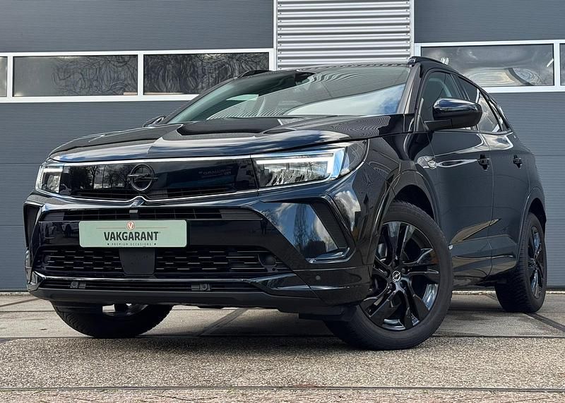 Zwart Gebruikt 2024 Opel Grandland X GS Line SUV | € 26.999 (Goede deal) - Afbeelding 1/4