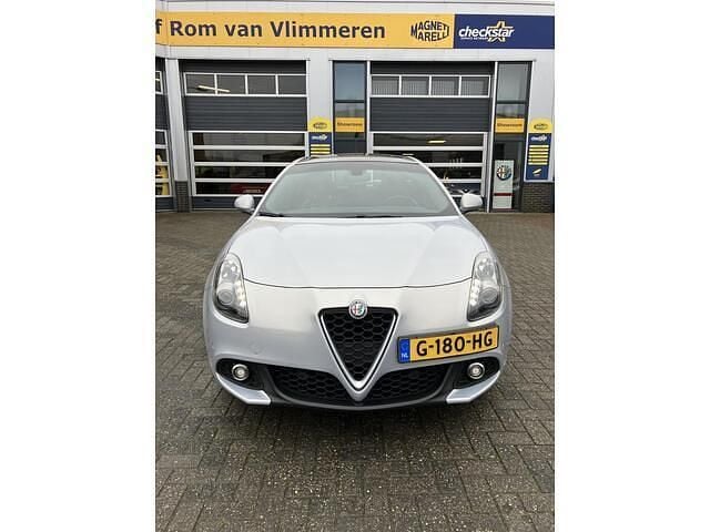 Occasion Alfa Romeo Giulietta Super 150 PK (110 kW) 2016 Grijs Hatchback