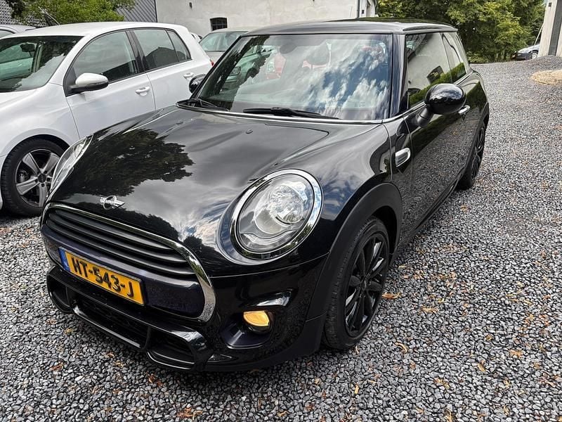 Zwart Gebruikt 2016 Mini Cooper Business Hatchback | € 10.750 (Eerlijke prijs) - Afbeelding 1/4