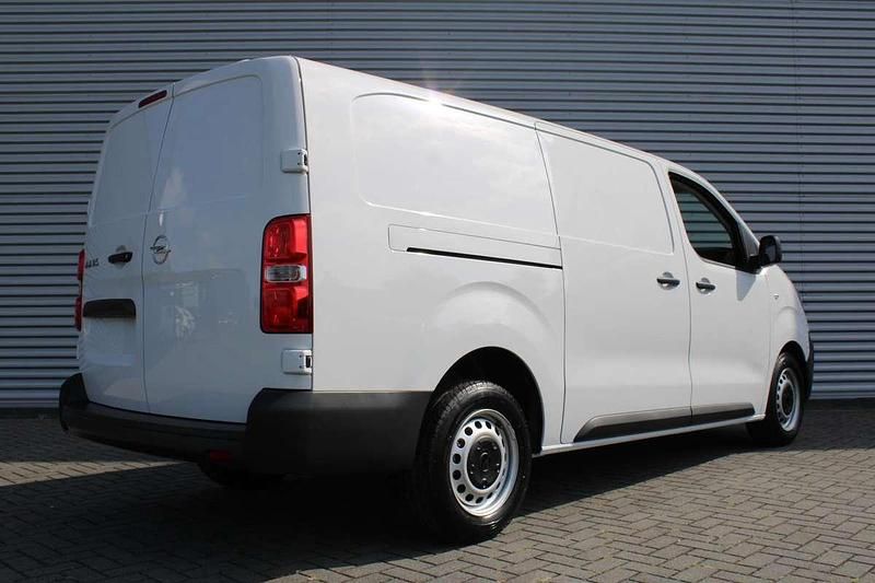 Occasion Opel Vivaro S 145 PK (106 kW) 2023 Wit MPV