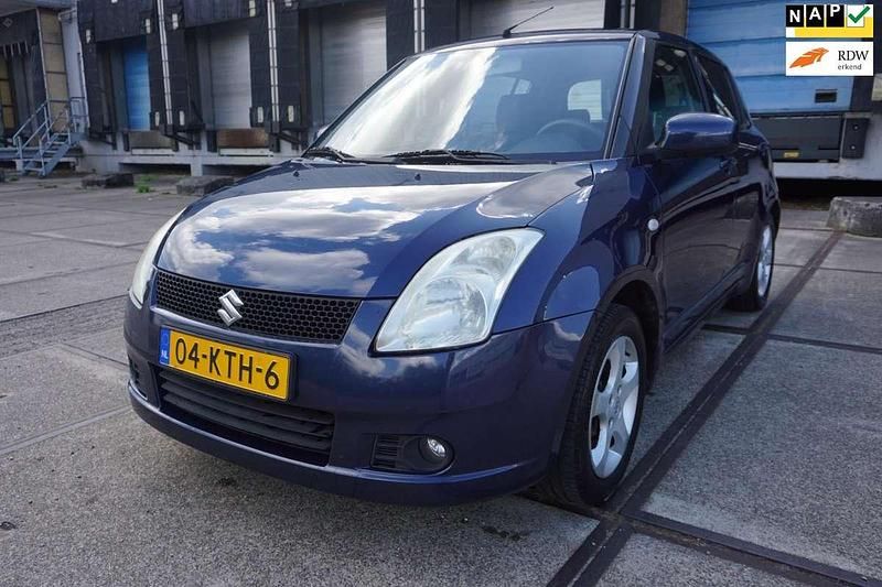 Blauw Gebruikt 2005 Suzuki Swift GLS Hatchback | € 1.495 (Goede deal) - Afbeelding 1/4