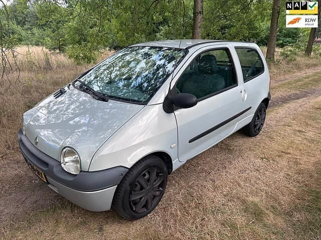 Grijs Gebruikt 2006 Renault Twingo Hatchback | € 1.450 (Eerlijke prijs) - Afbeelding 1/4
