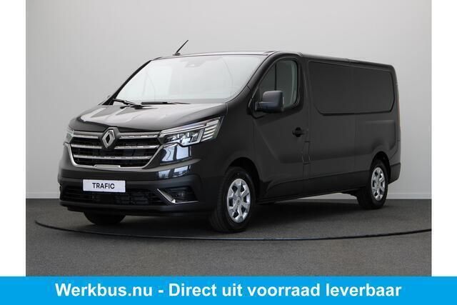 Zwart Nieuw 2024 Renault Trafic Van | € 37.460 - Afbeelding 1/4