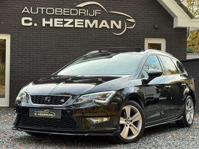 Zwart Gebruikt 2017 Seat Leon ST Design Stationwagen | € 14.945 (Eerlijke prijs) - Afbeelding 1/4