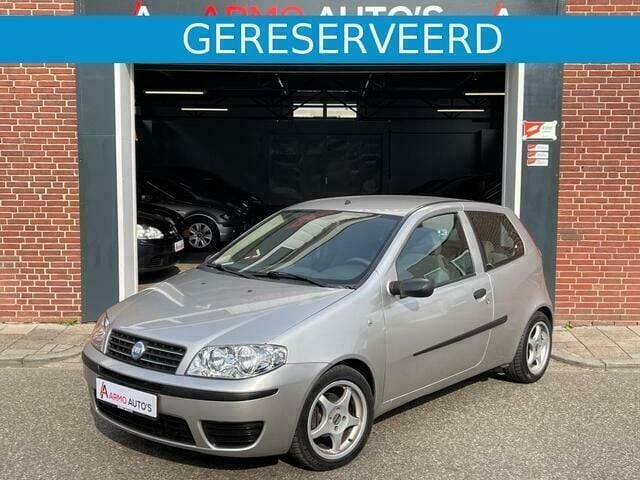 Occasion Fiat Punto 60 PK (44 kW) 2003 Grijs Hatchback