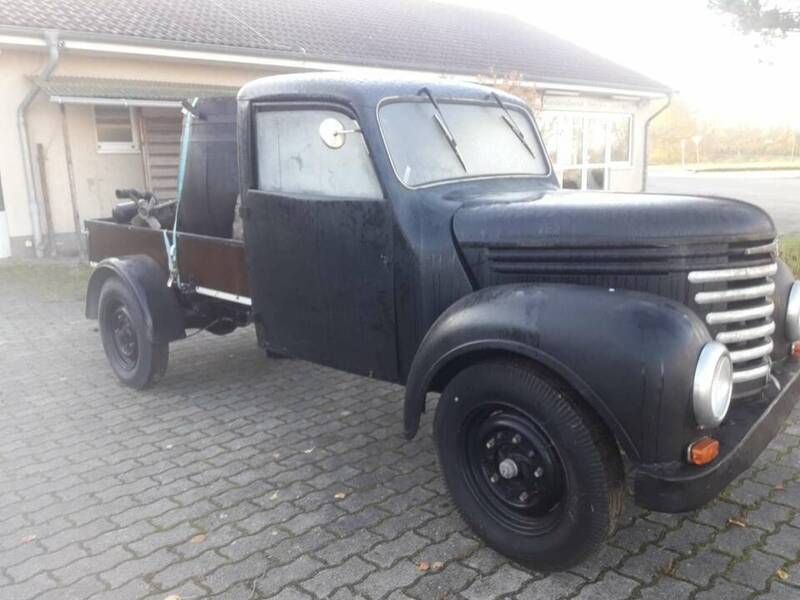 Zwart Gebruikt 1960 Wartburg 311 Pickup | € 3.500 - Afbeelding 1/4
