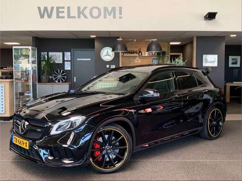 Zwart Occasion 2017 Mercedes GLA45 AMG AMG SUV | € 28.995 - Afbeelding 1/4