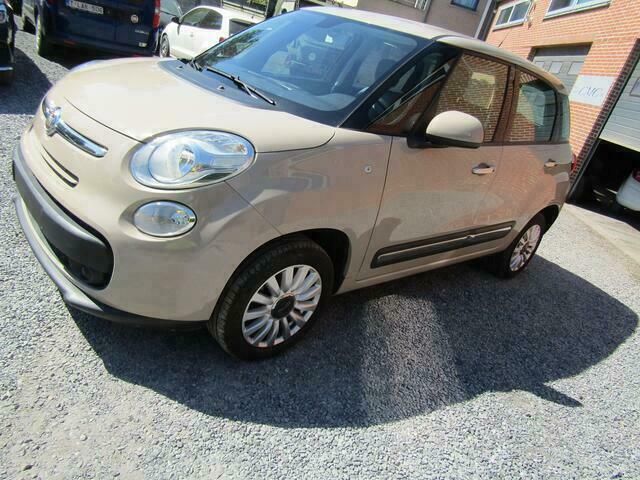 Bruin Gebruikt 2014 Fiat 500L MPV | € 8.500 - Afbeelding 1/4