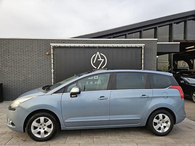 Blauw Gebruikt 2010 Peugeot 5008 MPV | € 2.950 (Eerlijke prijs) - Afbeelding 1/4