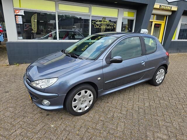 Occasion Peugeot 206 88 PK (64 kW) 2006 Grijs Hatchback