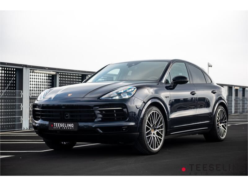 Blauw Gebruikt 2022 Porsche Cayenne Platinum Edition SUV | € 96.950 (Duur) - Afbeelding 1/4