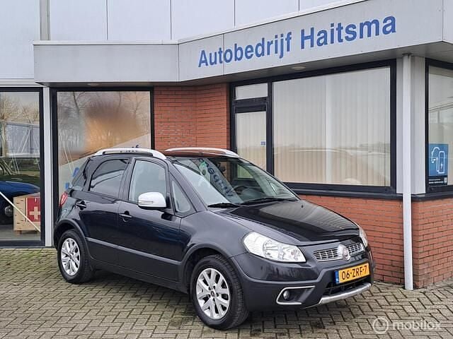 Occasion Fiat Sedici Emotion 120 PK (88 kW) 2013 Zwart SUV