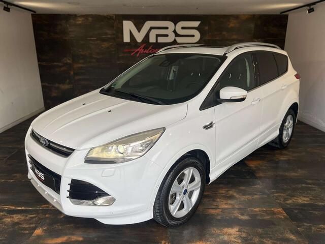 Wit Gebruikt 2014 Ford Kuga Titanium SUV | € 9.900 - Afbeelding 1/4