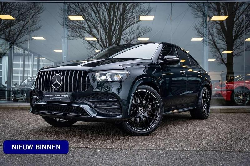 Groen (metallic) Occasion 2022 Mercedes GLE350 Premium Coupé | € 69.950 (Eerlijke prijs) - Afbeelding 1/4
