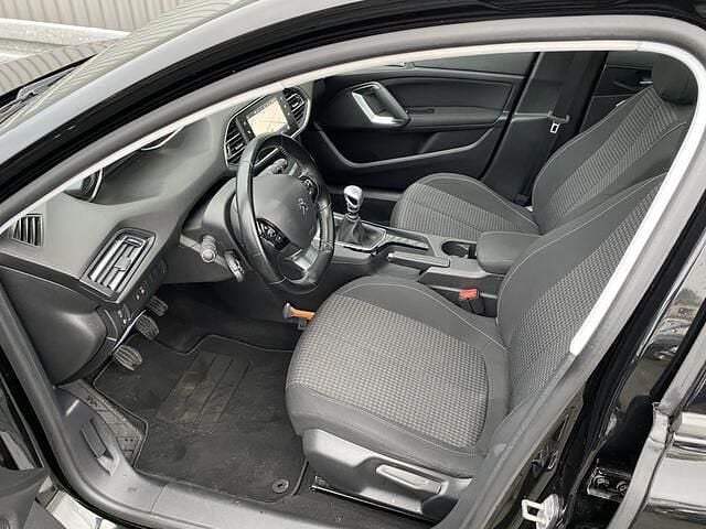 Occasion Peugeot 308 SW 111 PK (81 kW) 2018 Zwart Stationwagen