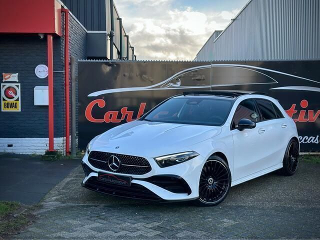 Wit Gebruikt 2023 Mercedes A35 AMG AMG Hatchback | € 44.950 - Afbeelding 1/4