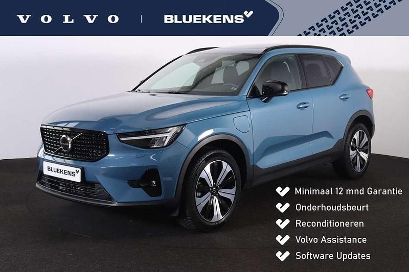 Blauw Gebruikt 2023 Volvo XC40 Plus SUV | € 40.900 (Iets duurder) - Afbeelding 1/4