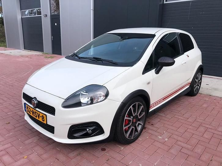 Gebruikt 2009 Fiat Grande Punto Abarth Hatchback | € 7.999 - Afbeelding 1/1