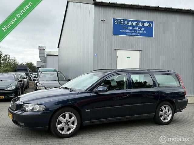 Blauw Gebruikt 2001 Volvo V70 Comfort Stationwagen | € 2.499 (Eerlijke prijs) - Afbeelding 1/4