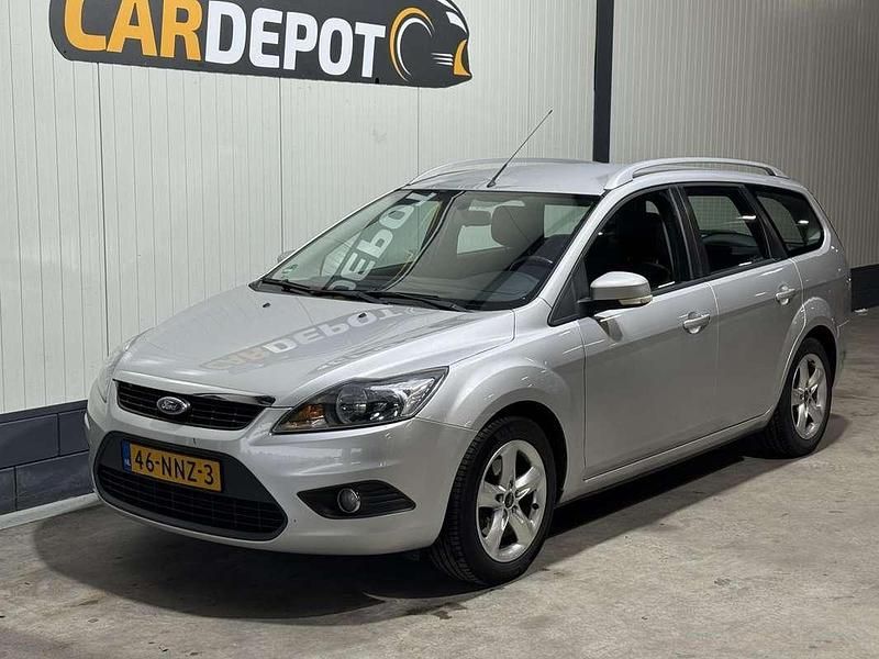 Grijs Gebruikt 2010 Ford Focus Stationwagen | € 2.999 (Iets duurder) - Afbeelding 1/4