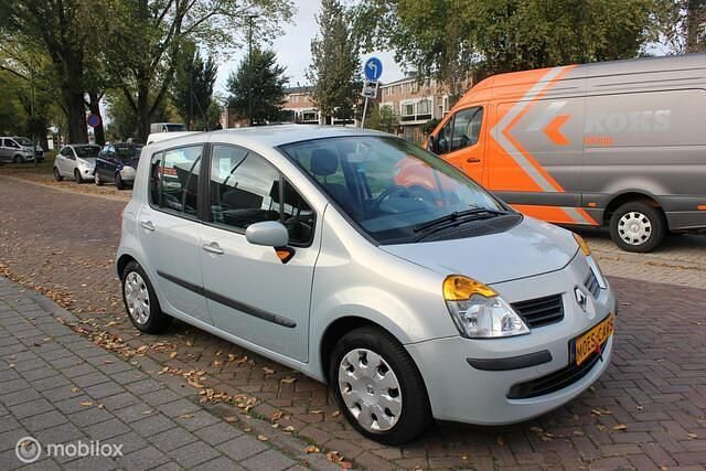Occasion Renault Modus 89 PK (65 kW) 2005 Grijs MPV