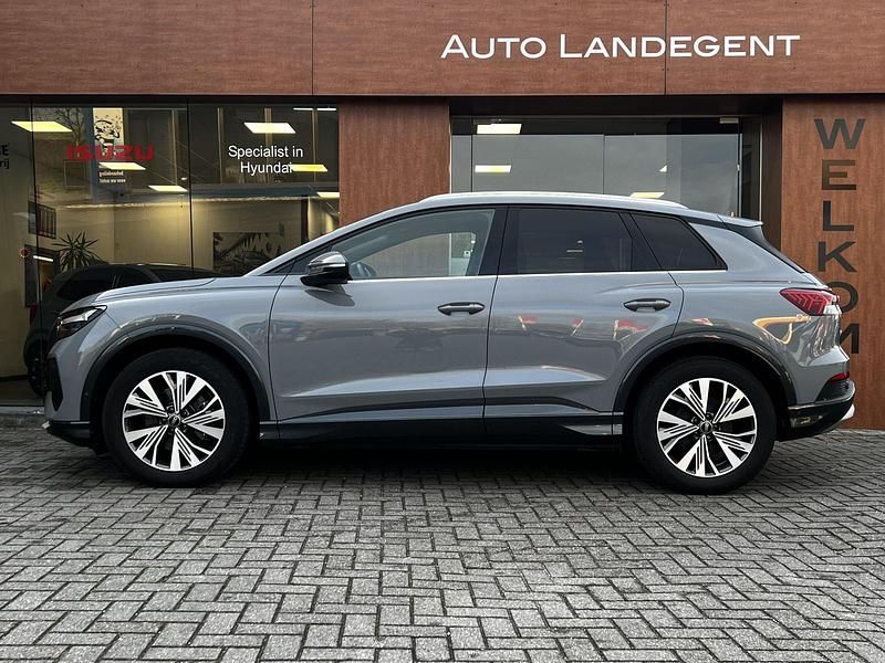 Grijs Occasion 2022 Audi Q4 e-tron Advanced SUV | € 25.950 (Super prijs) - Afbeelding 1/4