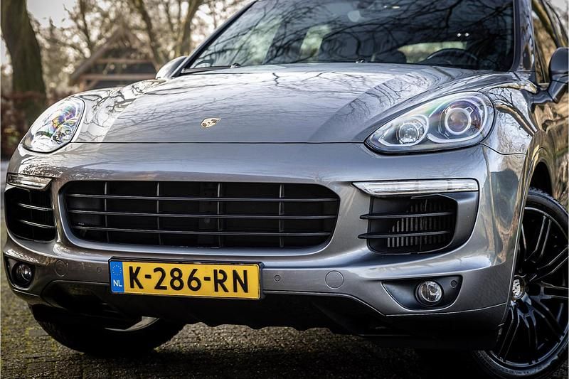 Occasion Porsche Cayenne Sport 252 PK (185 kW) 2016 Grijs SUV