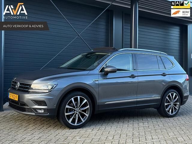 Grijs Gebruikt 2018 VW Tiguan Allspace Highline SUV | € 24.750 (Goede deal) - Afbeelding 1/4
