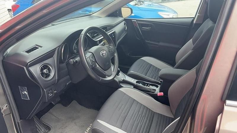 Occasion Toyota Auris Hybrid Trend 136 PK (100 kW) 2016 Grijs Stationwagen