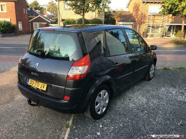 Occasion Renault Scénic II Authentique 110 PK (80 kW) 2006 Grijs MPV