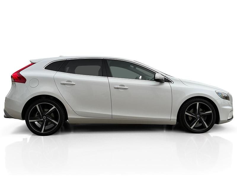 Occasion Volvo V40 R-Design 2016 Wit Hatchback