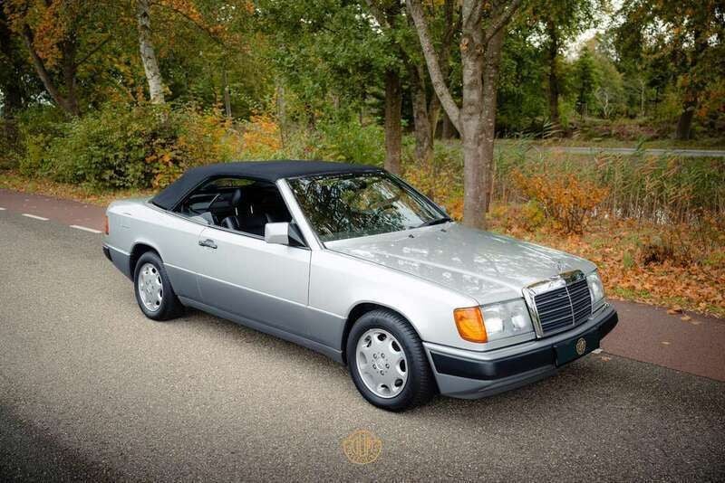 Grijs Gebruikt 1994 Mercedes E300 Cabriolet | € 34.950 - Afbeelding 1/4