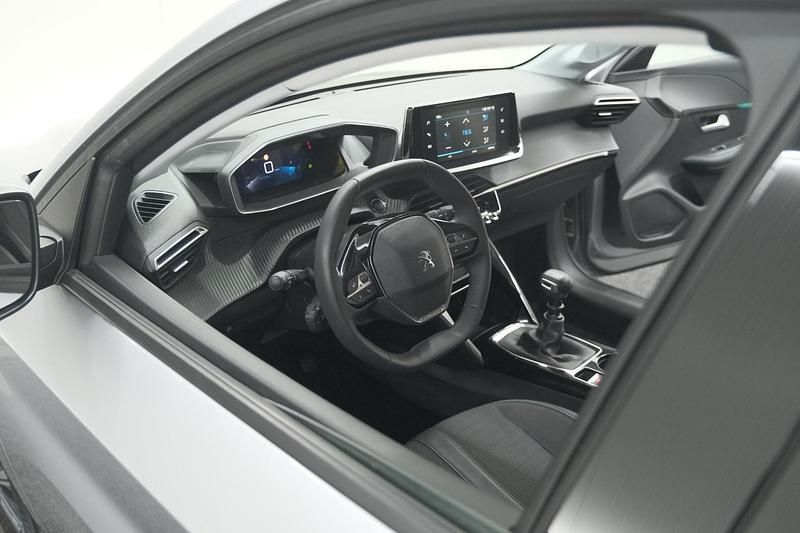 Occasion Peugeot 208 Allure 2023 Grijs Hatchback