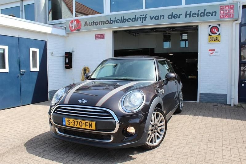 Bruin Gebruikt 2015 Mini ONE Chili Hatchback | € 10.750 (Eerlijke prijs) - Afbeelding 1/4